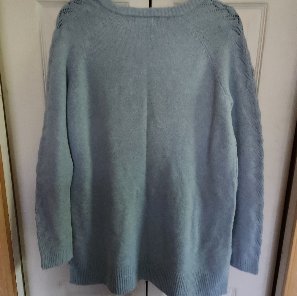 LC Lauren Conrad Blue V-Neck Sweater - Picture 8 of 9